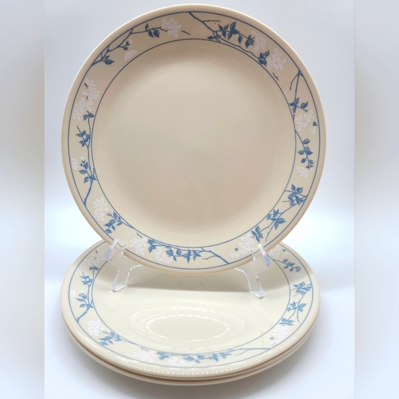 Corelle First of Spring 10.25” 4-Dinner Plates - Picture 2 of 7